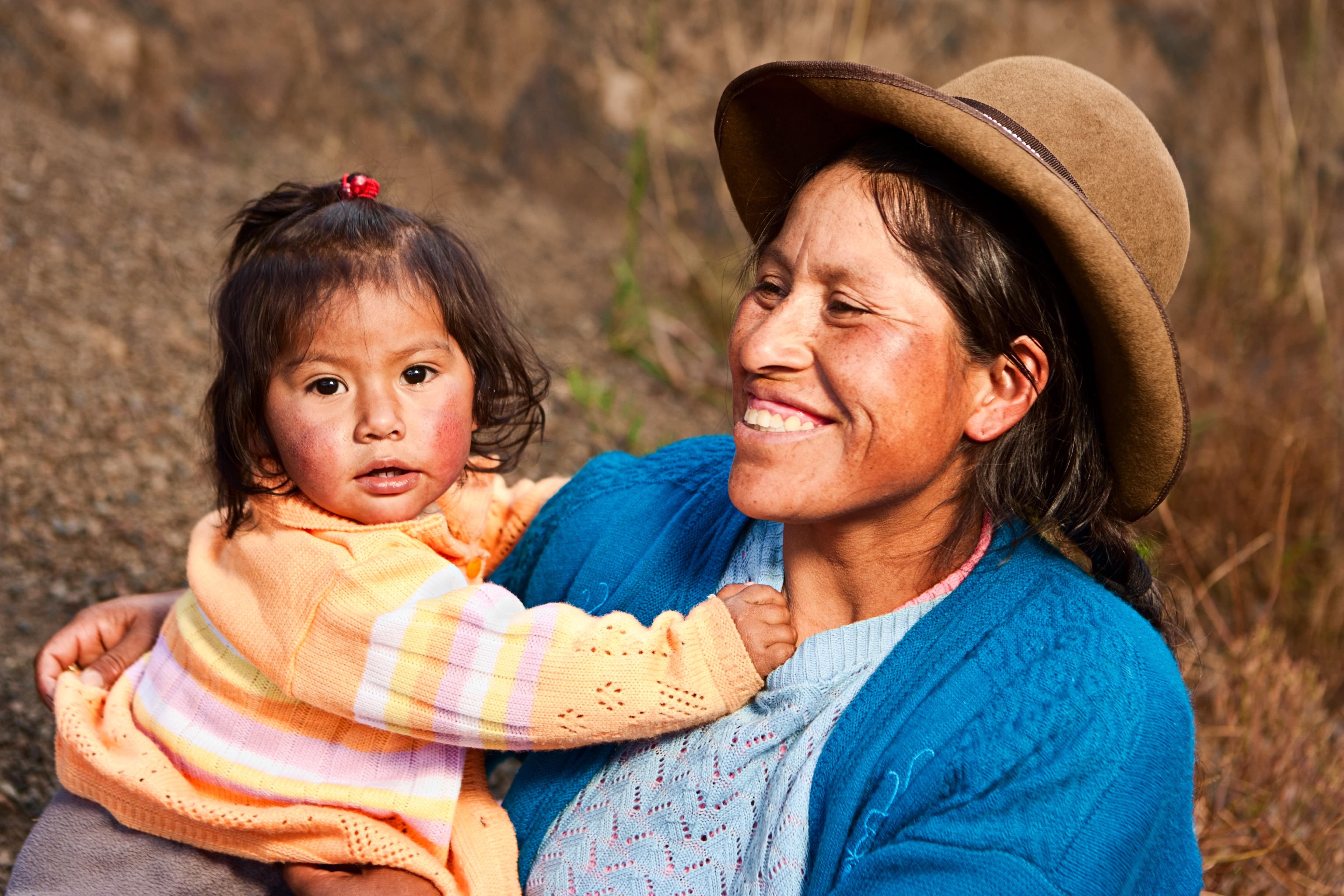 Peru mother daughter